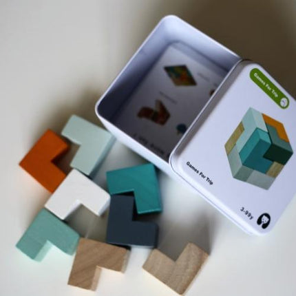 joc puzzle cub cu piese colorate din lemn