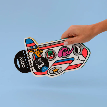 caiet de activitati si stickere OMY plane - miniLama
