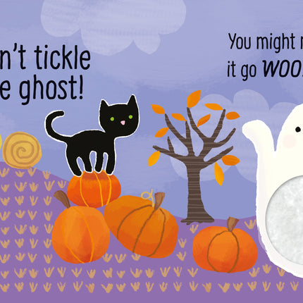 Prima pagina a cartii Don't Tickle the Ghost