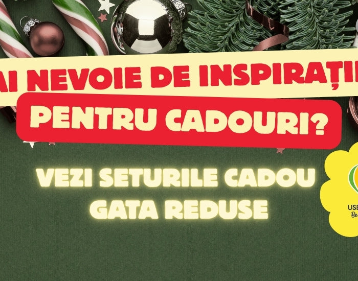 Promotional banner for Christmas gifts on a green background.